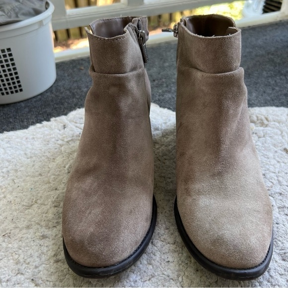 Jessica Simpson Dalisa Beige Suede Western Boho Slouch Neutral Booties 10M - Picture 2 of 16